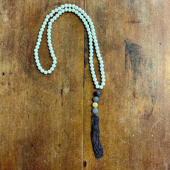 Stella & Dot Necklace  - Picture 1 of 3